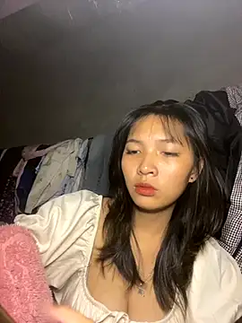 Snapshot of Tea-peach chatting on 12/01/25, 03:35 Tea-peach online show from 12/01/25, 03:35