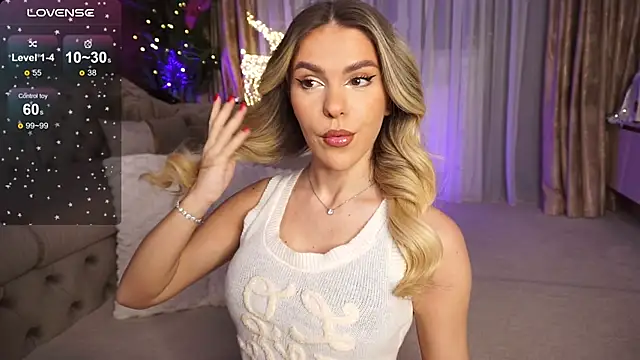 ChloeVelvetx online show from 12/17/25, 09:31