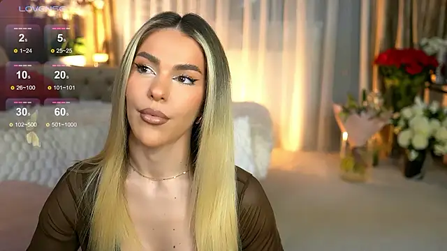 ChloeVelvetx online show from 03/26/26, 09:46