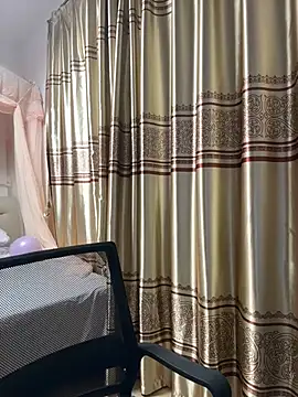 A-ZJunn online show from 04/30/26, 12:56