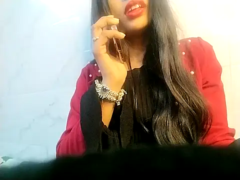 Parimodel19 online show from 12/05/25, 07:01