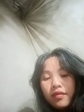 Pretty-haert online show from 12/21/25, 02:52