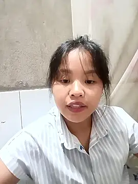Snapshot of Pretty-haert chatting on 06/29/26, 03:45 Pretty-haert online show from 06/29/26, 03:45
