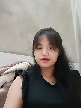 Snapshot of Pretty-haert chatting on 07/04/26, 02:43 Pretty-haert online show from 07/04/26, 02:43