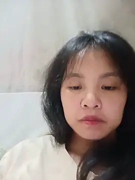 Snapshot of Pretty-haert chatting on 05/19/26, 02:35 Pretty-haert online show from 05/19/26, 02:35