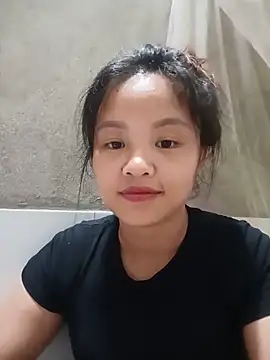 Snapshot of Pretty-haert chatting on 06/07/26, 04:39 Pretty-haert online show from 06/07/26, 04:39