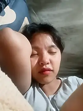 Pretty-haert online show from 12/14/25, 08:58