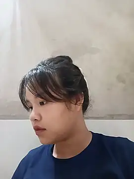 Snapshot of Pretty-haert chatting on 07/14/26, 02:05 Pretty-haert online show from 07/14/26, 02:05
