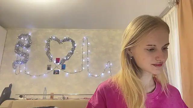 CelenFomes online show from 12/02/25, 07:54