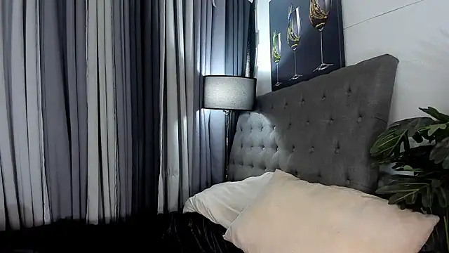 asianpetiteprincess online show from 06/03/26, 12:50