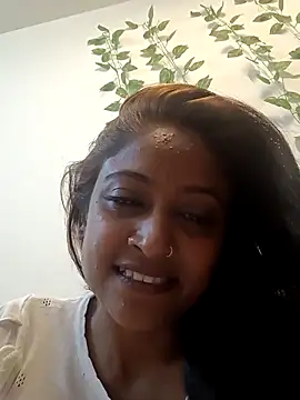 dusky diva d online show from 02/01/26, 05:22