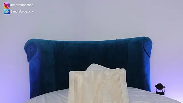 SandraLopezxx online show from 02/22/25, 09:48