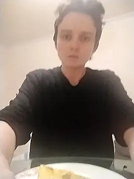 Amy01112 online show from 04/14/26, 10:04