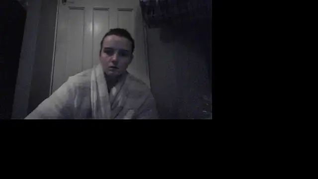 Amy01112 online show from 12/19/25, 04:31