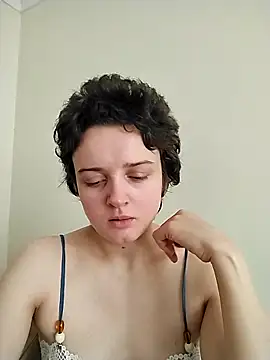 Snapshot of Amy01112 chatting on 05/24/26, 04:40 Amy01112 online show from 05/24/26, 04:40