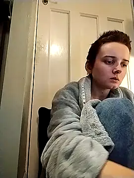 Amy01112 online show from 02/06/26, 05:53