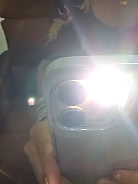 MadhuriMiracle online show from 11/30/25, 12:50