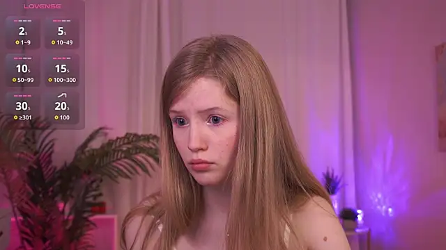 LilianHoward online show from 12/14/25, 12:22