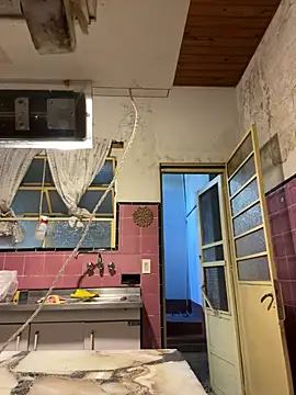 Petebulimia online show from 03/18/26, 11:24