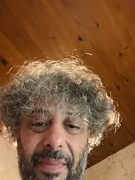 Snapshot of Petebulimia chatting on 01/18/26, 02:37 Petebulimia online show from 01/18/26, 02:37