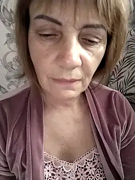 MichelleLove48 online show from 05/12/26, 06:32