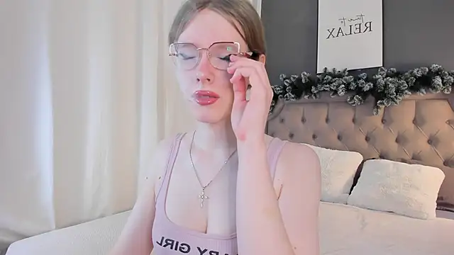 AnGee  online show from 01/11/26, 11:50