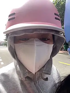 Mio Nips online show from 12/04/25, 04:22