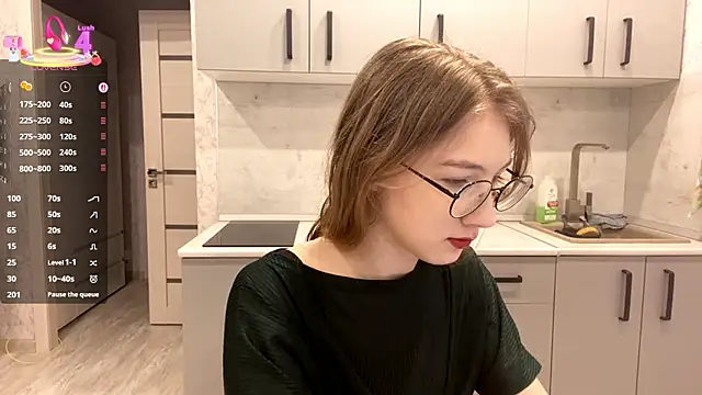 Snapshot of MargyDejong chatting on 02/15/26, 09:08 MargyDejong online show from 02/15/26, 09:08