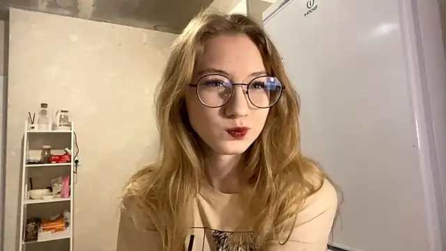 MargyDejong online show from 12/05/25, 03:10