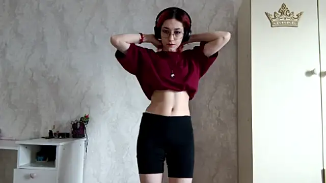 LinaWatter online show from 12/16/25, 08:29