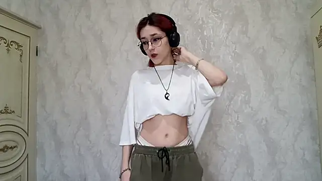 LinaWatter online show from 12/05/25, 11:31