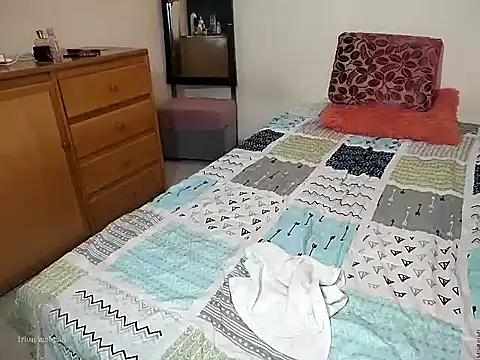 pamela 08 online show from 12/21/25, 03:19