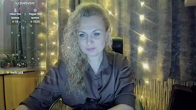 LanaLight x online show from 01/11/26, 04:58