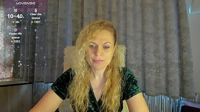 LanaLight x online show from 05/21/26, 02:53