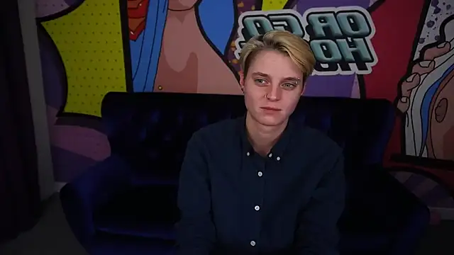 Snapshot of RoxyFlamee chatting on 12/02/25, 03:47 RoxyFlamee online show from 12/02/25, 03:47