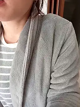 gatitachula93 online show from 02/19/26, 01:41