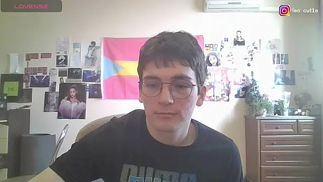 leo cutie online show from 03/19/26, 08:03