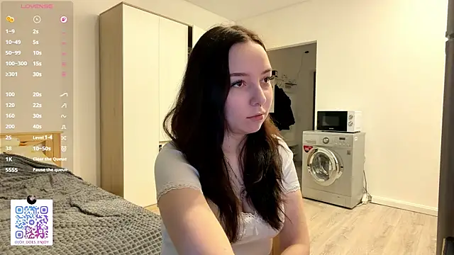 WhiteNoiseJoy online show from 01/12/26, 03:02