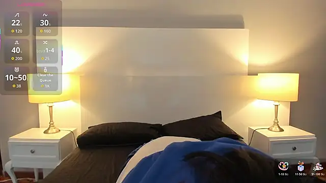 Ariana collinss online show from 12/17/25, 12:10