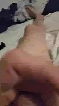 TRESBONNEBITE online show from 12/01/25, 12:44