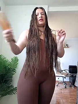 Snapshot of adele_69 chatting on 02/27/26, 04:51 adele 69 online show from 02/27/26, 04:51