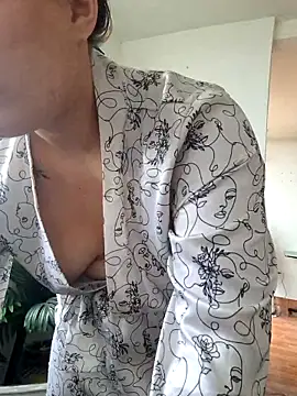 adele 69 online show from 12/05/25, 03:54