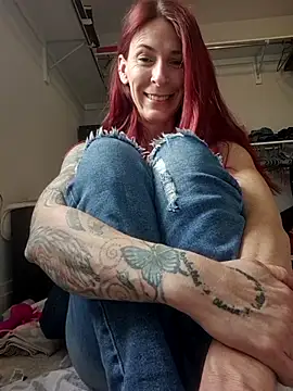poleslut69 online show from 05/13/26, 03:19