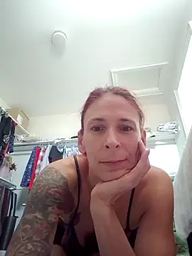 poleslut69 online show from 12/18/25, 04:00