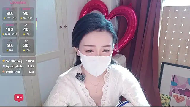 nayomi 34f online show from 02/12/26, 03:39