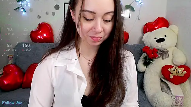 AlinaEleven online show from 04/02/26, 09:21