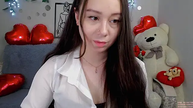 AlinaEleven online show from 06/06/26, 11:54