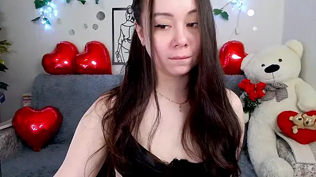 AlinaEleven online show from 04/05/26, 10:27