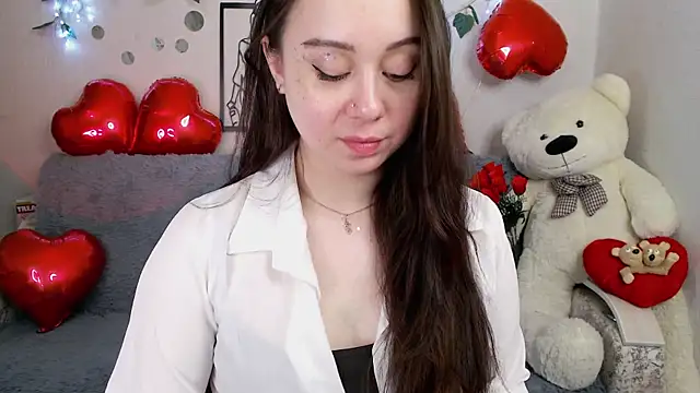 AlinaEleven online show from 05/03/26, 10:57