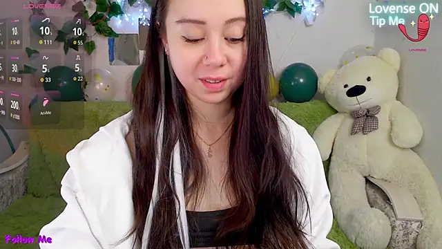 AlinaEleven online show from 12/14/25, 11:43